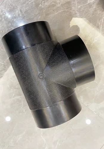 Veľká veľkosť HDPE potrubia a armatúr